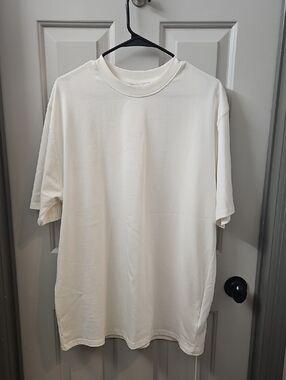 Off White Classic Crewneck T‑Shirt in Off‑White